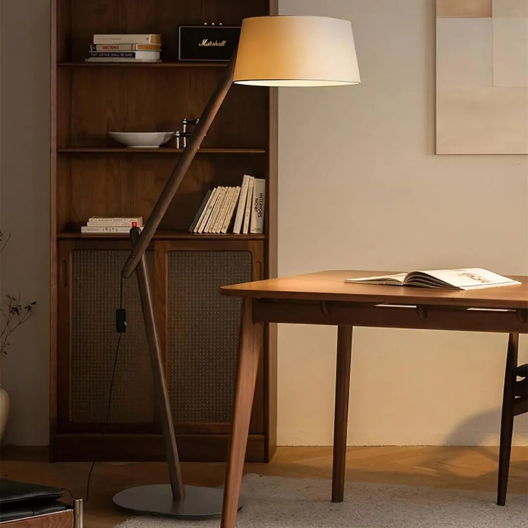 Nuvore – Metal & Wooden Floor Lamp