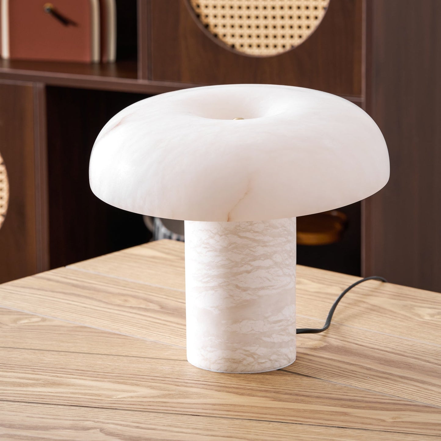 Florina - Alabaster Table Lamp