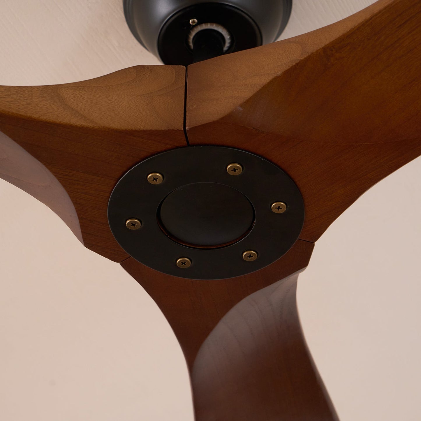 Ventura – Nordic Blade Ceiling Fan