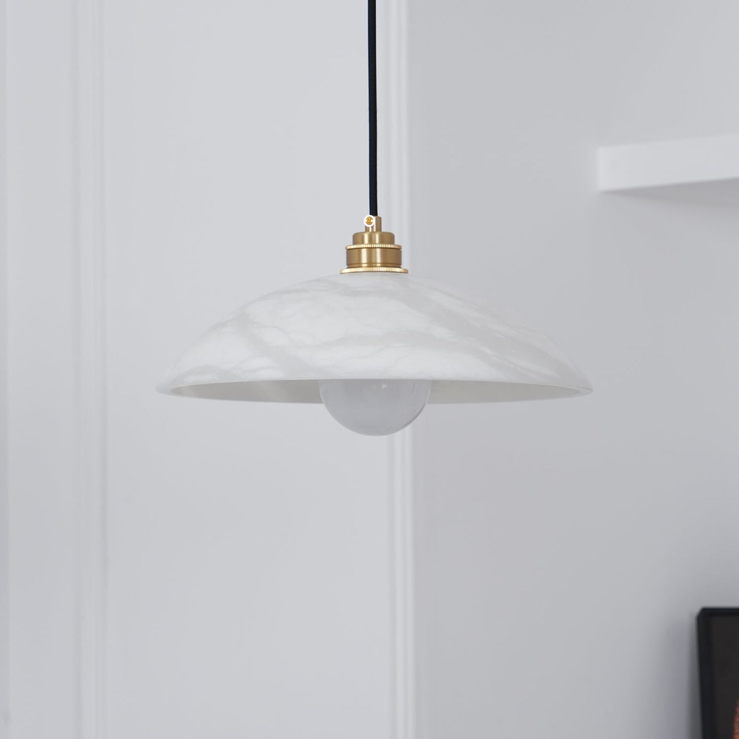Haxen - Alabaster Pendant Light