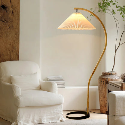 Veyron – Sculptural Wood Floor Lamp