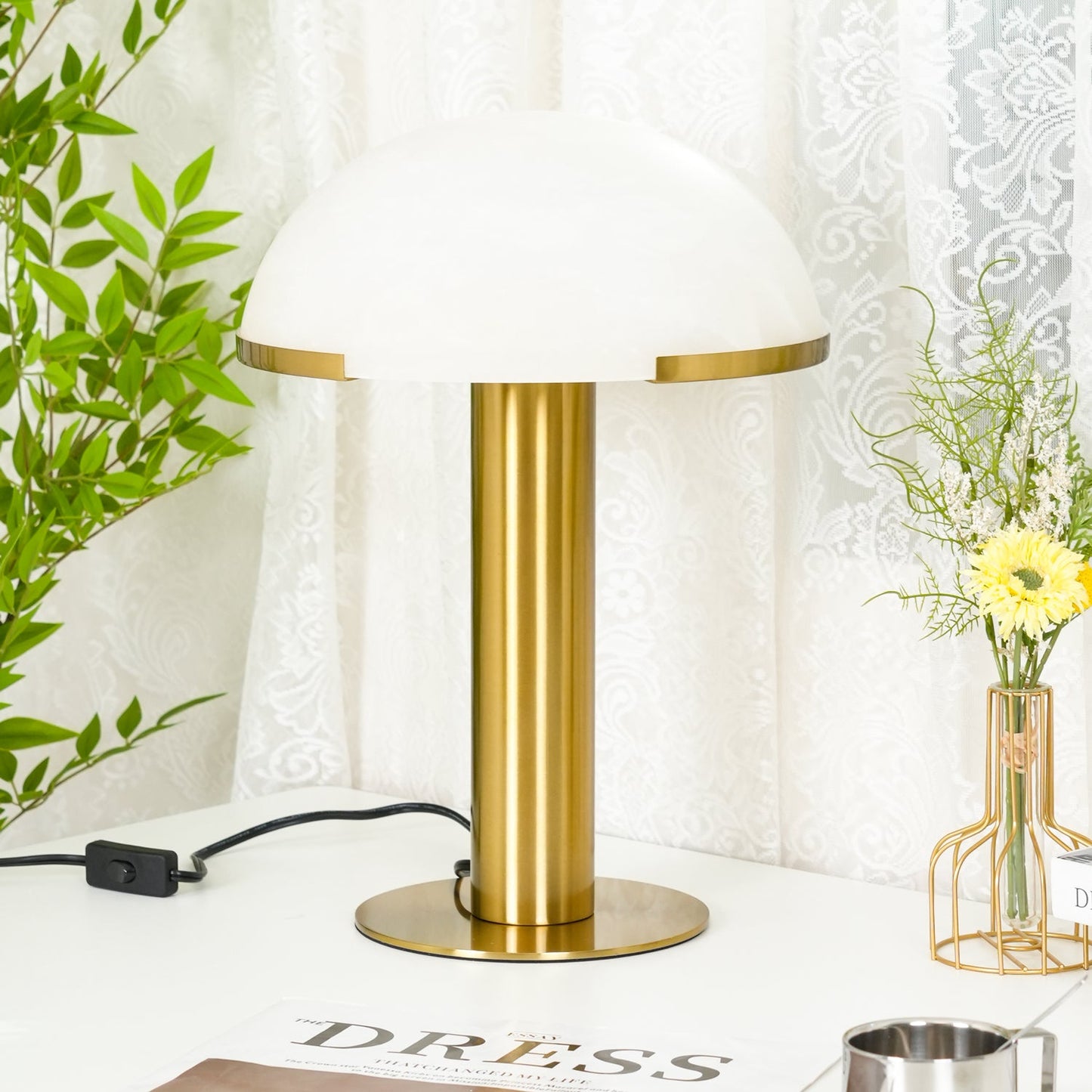 Elowen - Brass Alabaster Table Lamp