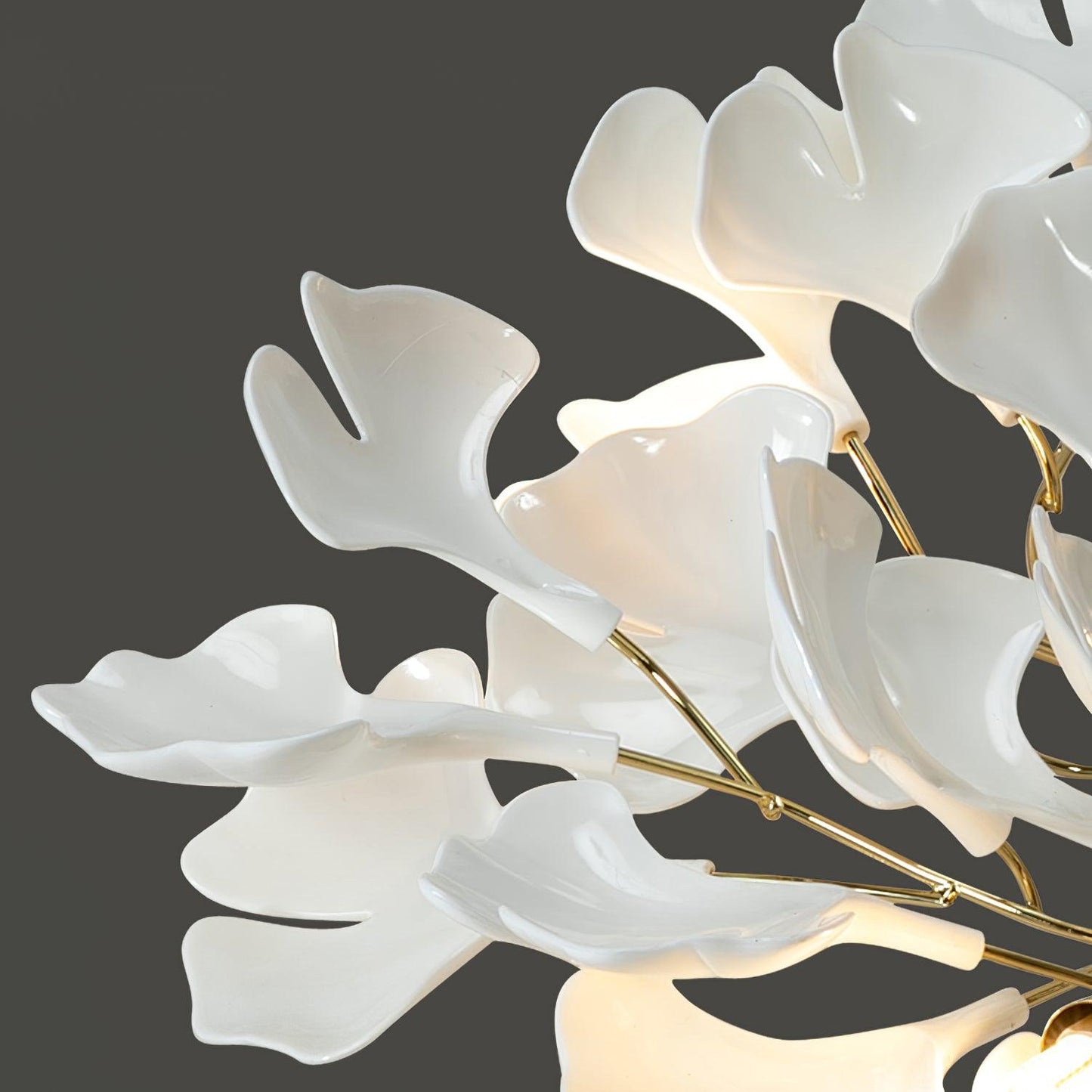 Isarene – Ginkgo Leaf Ceiling Lamp
