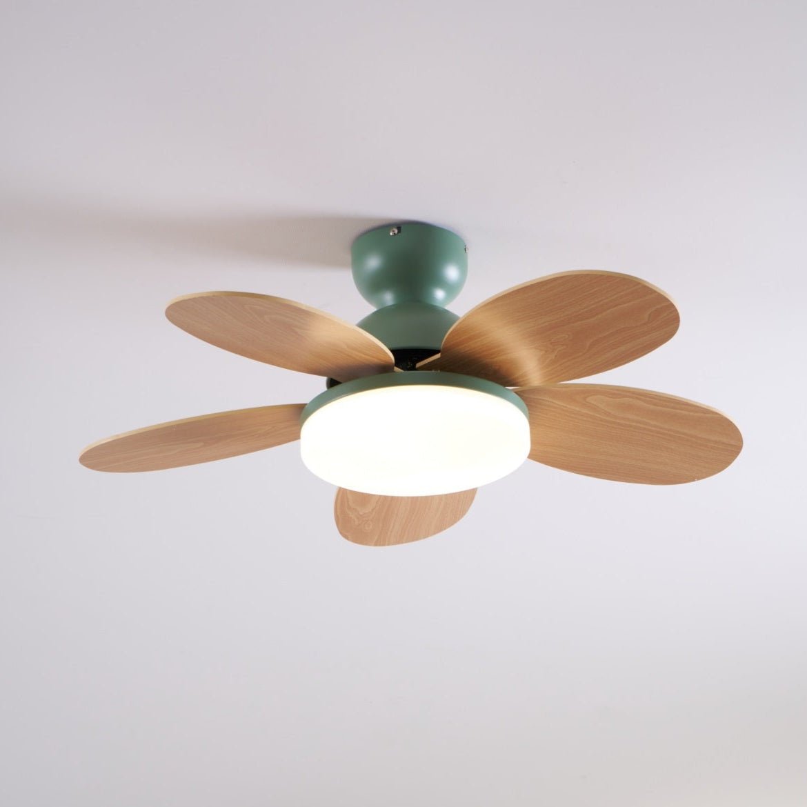 Elira – Floral Design Ceiling Fan Light