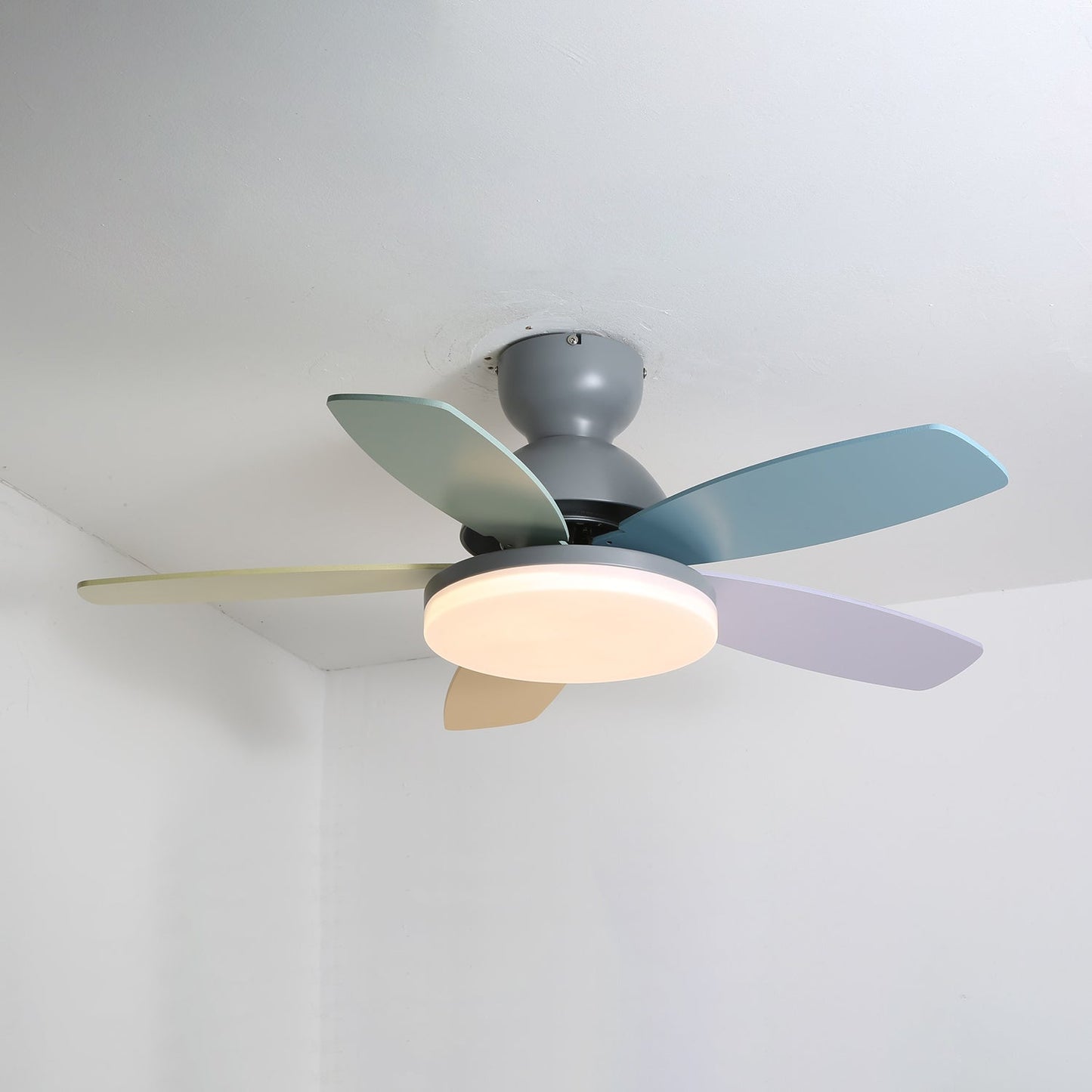 Elira – Floral Design Ceiling Fan Light