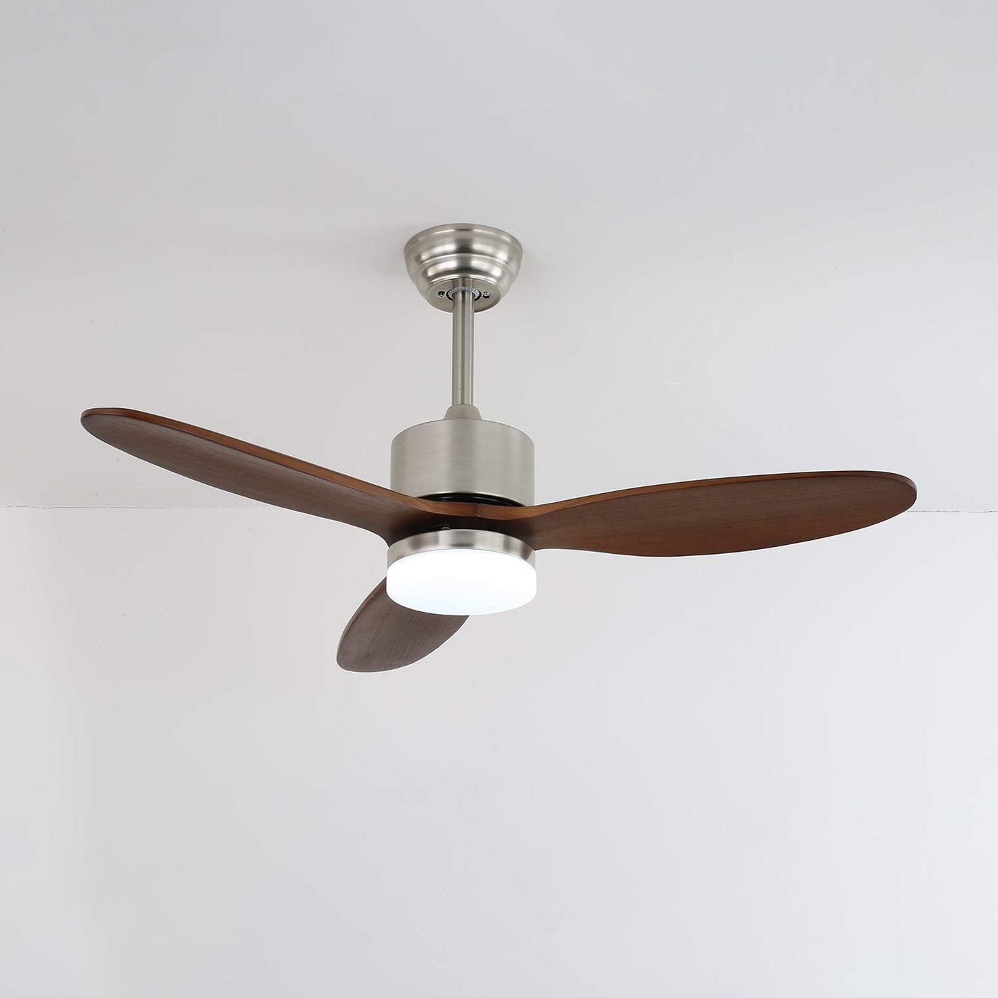 Maris – Nordic Wood Ceiling Fan Light