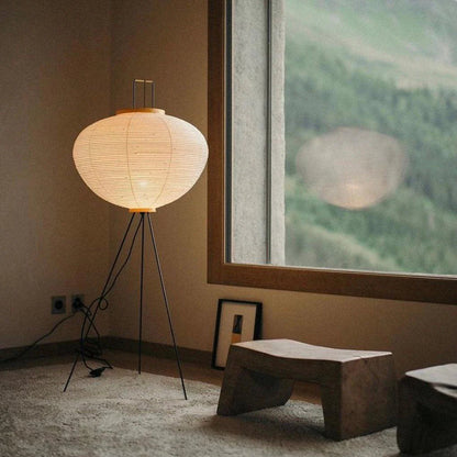 Takumi – Japanese Washi Paper Floor Lamp